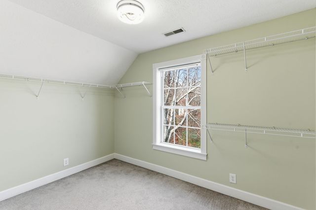 1014 Alameda Dr, Portland, TN 37148