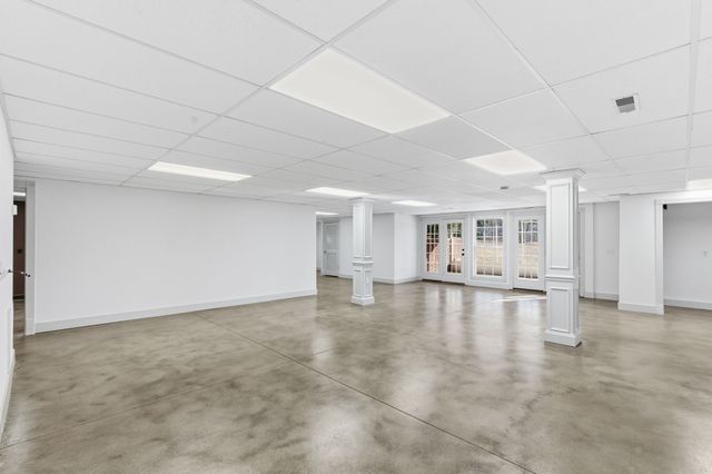 1014 Alameda Dr, Portland, TN 37148