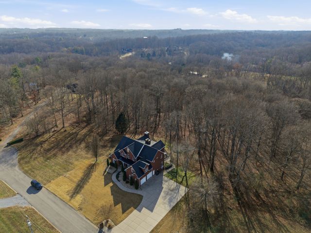 1014 Alameda Dr, Portland, TN 37148