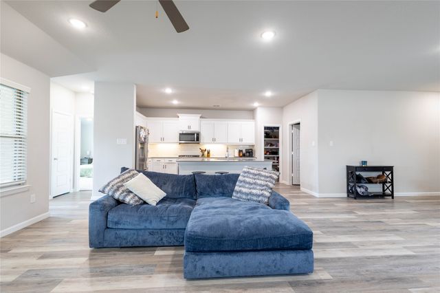 4709 Mayflower Drive, Venus, TX 76084