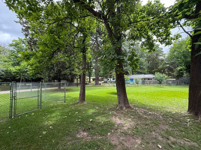 405 CAPITOL, Gilmer, TX 75644