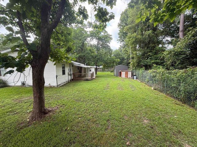 405 CAPITOL, Gilmer, TX 75644
