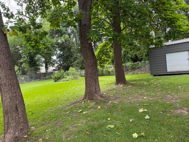 405 CAPITOL, Gilmer, TX 75644