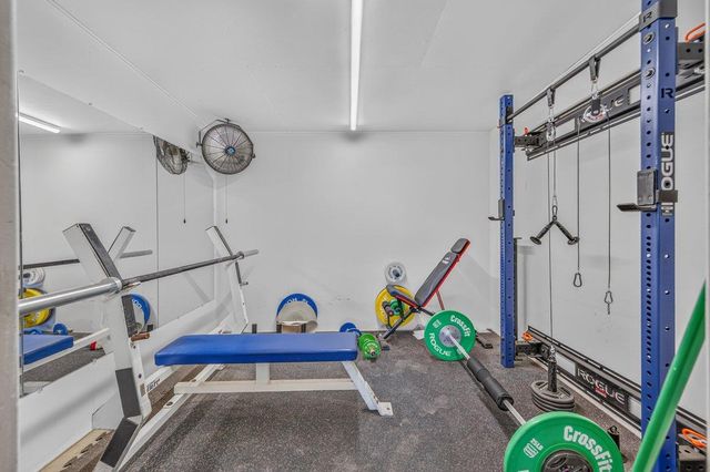 11839 E Ashlan Avenue, Sanger, CA 93657