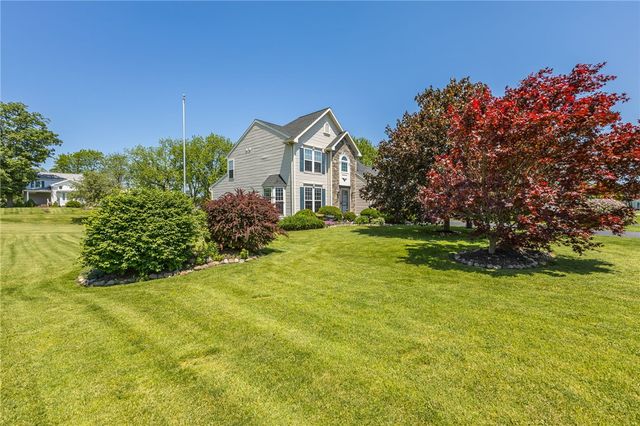 1201 Belmont Drive, Farmington, NY 14425