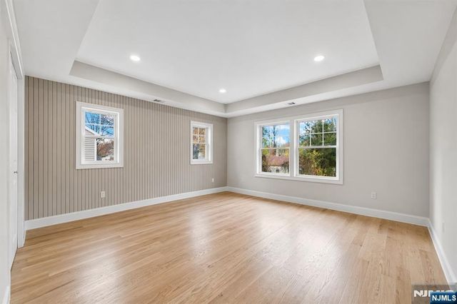 44 Melrose Drive, Livingston, NJ 07039