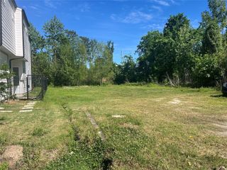 5802 Burt Street, Houston, TX 77091