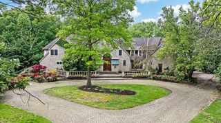1635 Strathshire Hall Place, Powell, OH 43065