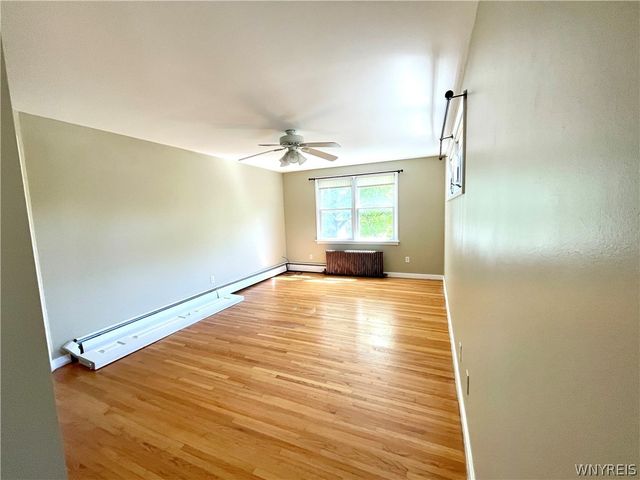 93 Narragansett Road, Buffalo, NY 14220