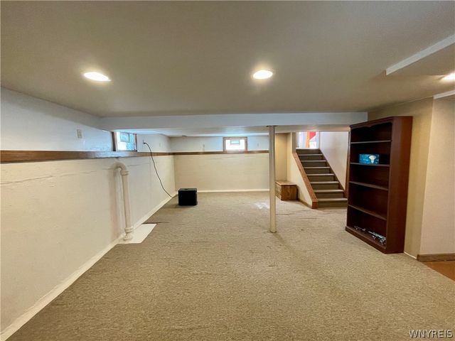 93 Narragansett Road, Buffalo, NY 14220