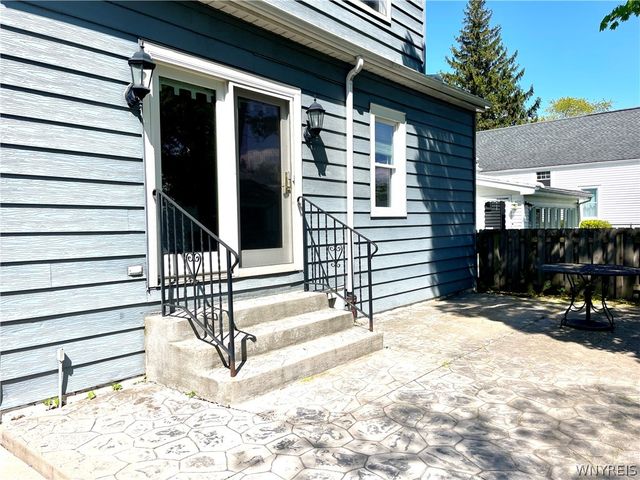 93 Narragansett Road, Buffalo, NY 14220