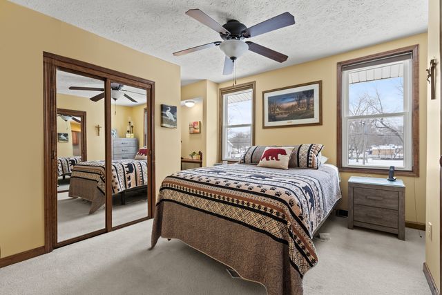 26033 W Catfish Drive, Wilmington, IL 60481