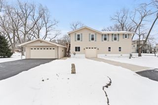 26033 W Catfish Drive, Wilmington, IL 60481