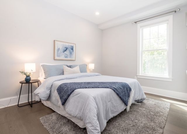 84 Flint St 1, Somerville, MA 02145