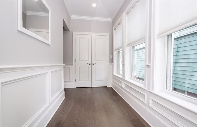 84 Flint St 1, Somerville, MA 02145
