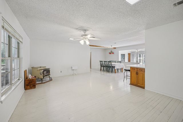 1923 Wilson Bend Road, Millsap, TX 76066