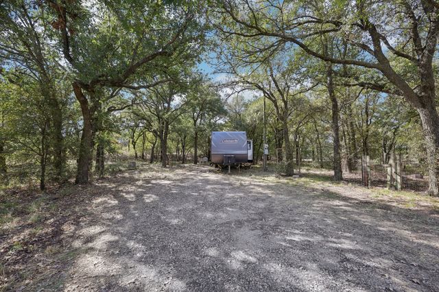 1923 Wilson Bend Road, Millsap, TX 76066