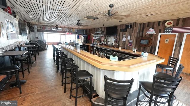 34 RIVERVIEW AVE, Paulsboro, NJ 08066
