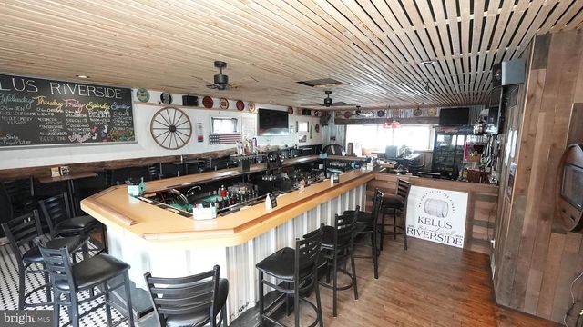 34 RIVERVIEW AVE, Paulsboro, NJ 08066
