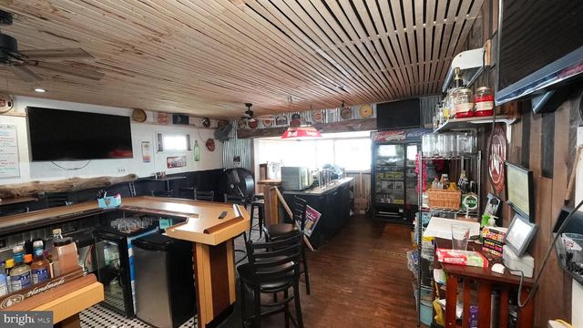 34 RIVERVIEW AVE, Paulsboro, NJ 08066