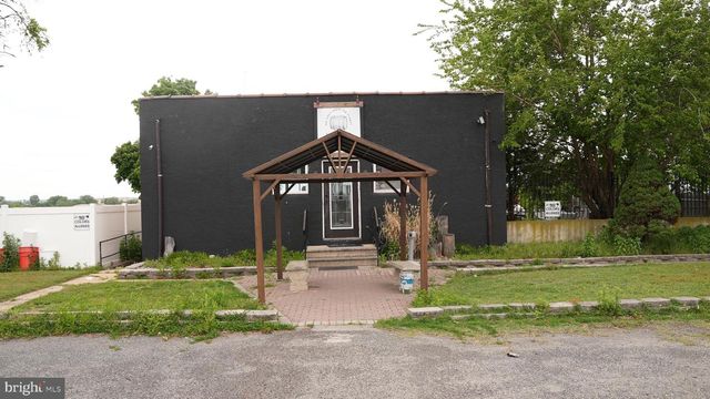 34 RIVERVIEW AVE, Paulsboro, NJ 08066