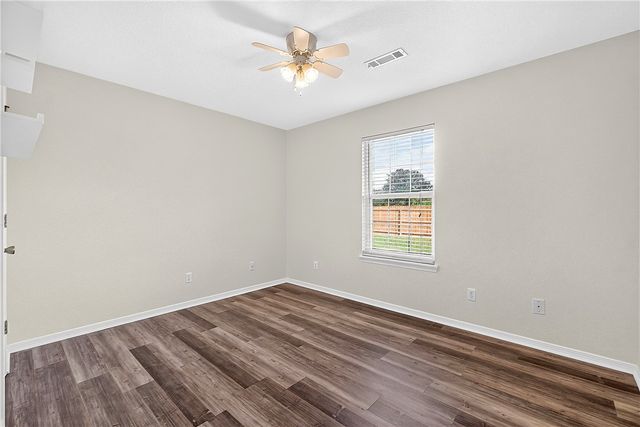 2724 Jessica Place, Fayetteville, AR 72701