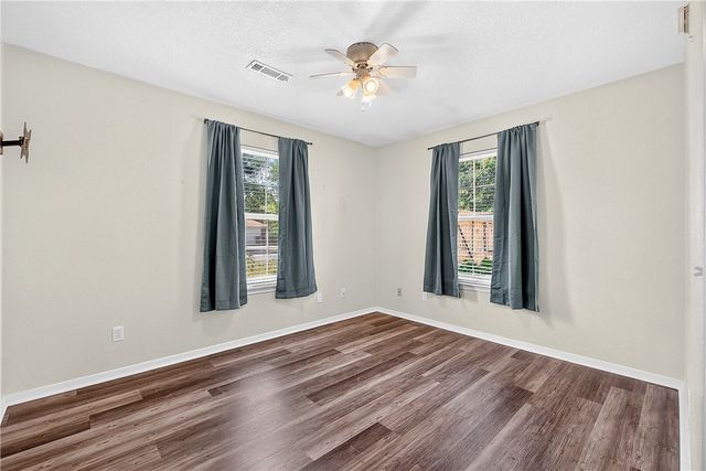 2724 Jessica Place, Fayetteville, AR 72701
