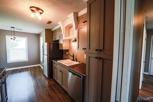 2301 Johns Avenue, Muscle Shoals, AL 35661