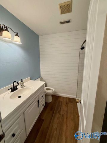 2301 Johns Avenue, Muscle Shoals, AL 35661