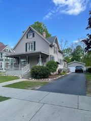 306 W Telegraph Street, Dowagiac City, MI 49047