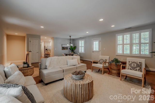 50 S Griffing Boulevard, Asheville, NC 28804