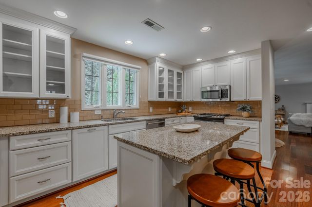 50 S Griffing Boulevard, Asheville, NC 28804