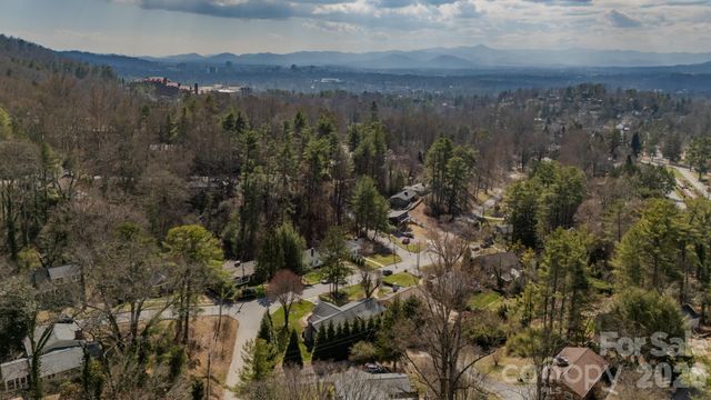 50 S Griffing Boulevard, Asheville, NC 28804