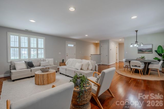 50 S Griffing Boulevard, Asheville, NC 28804