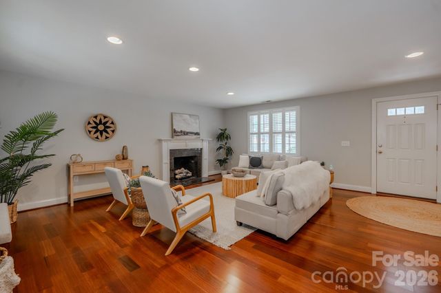 50 S Griffing Boulevard, Asheville, NC 28804