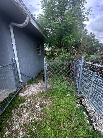 2837 NW 9th Court 1, Fort Lauderdale, FL 33311