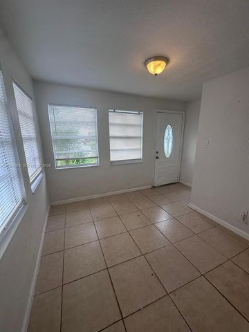 2837 NW 9th Court 1, Fort Lauderdale, FL 33311