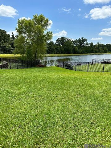 13004 W Waterside Dr, Baton Rouge, LA 70818
