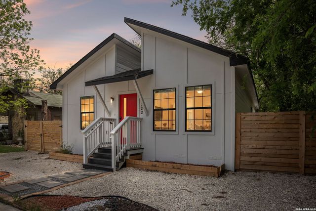 1722 W Ridgewood Ct., San Antonio, TX 78201