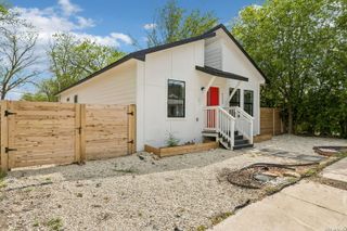 1722 W Ridgewood Ct., San Antonio, TX 78201