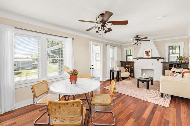 1229 Geil Avenue, Des Moines, IA 50315