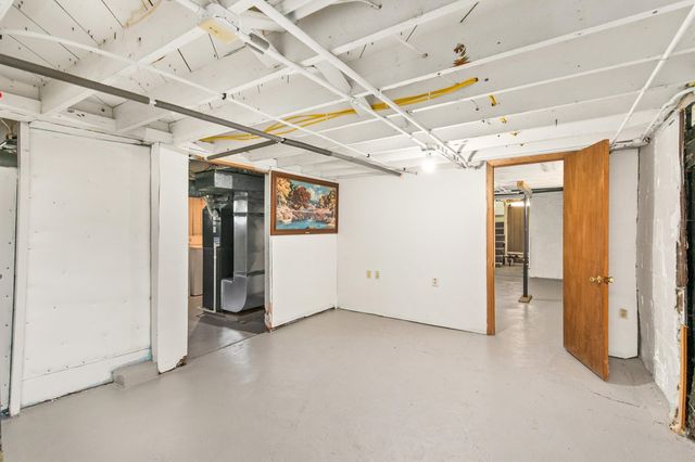 1229 Geil Avenue, Des Moines, IA 50315