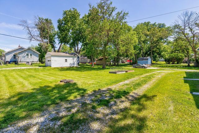 1229 Geil Avenue, Des Moines, IA 50315