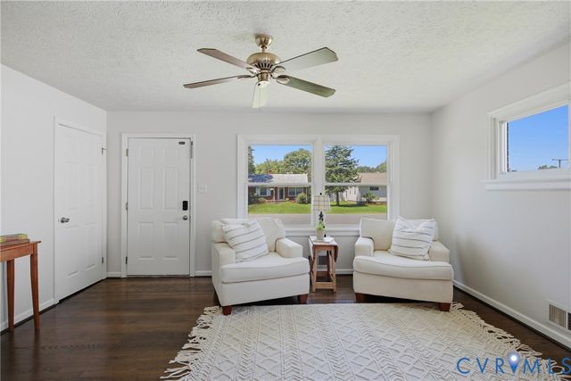 404 Raines Ave, Sandston, VA 23150