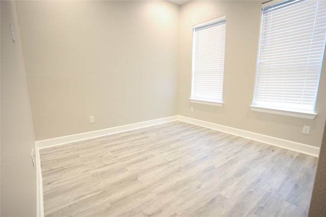 17816 County Road 4072, Kemp, TX 75143