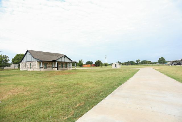 17816 County Road 4072, Kemp, TX 75143