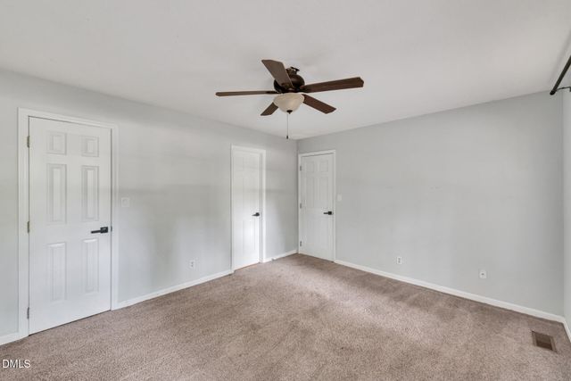 1011 Homestead Place, Zebulon, NC 27597
