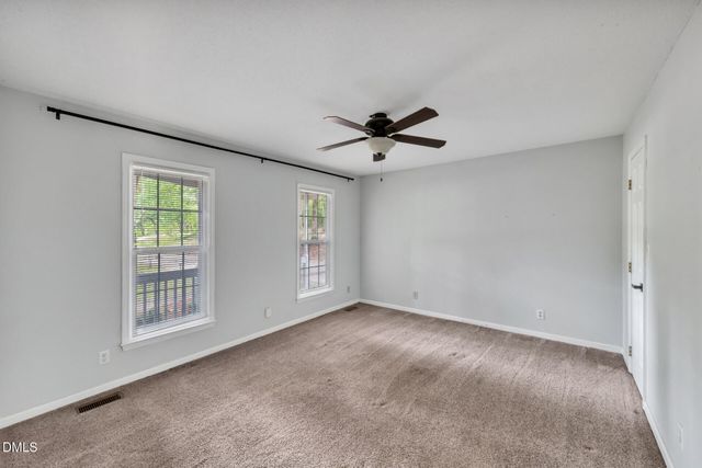 1011 Homestead Place, Zebulon, NC 27597