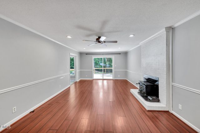 1011 Homestead Place, Zebulon, NC 27597