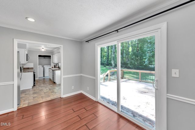 1011 Homestead Place, Zebulon, NC 27597